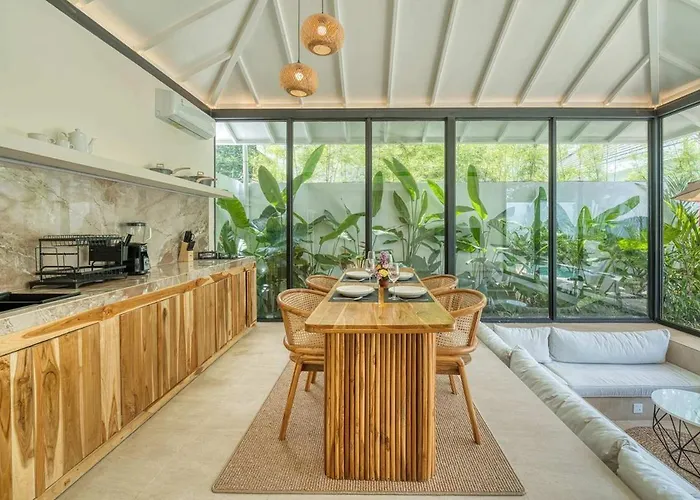 Melasti Breeze 1br Brand New Tropical Escape In Villa